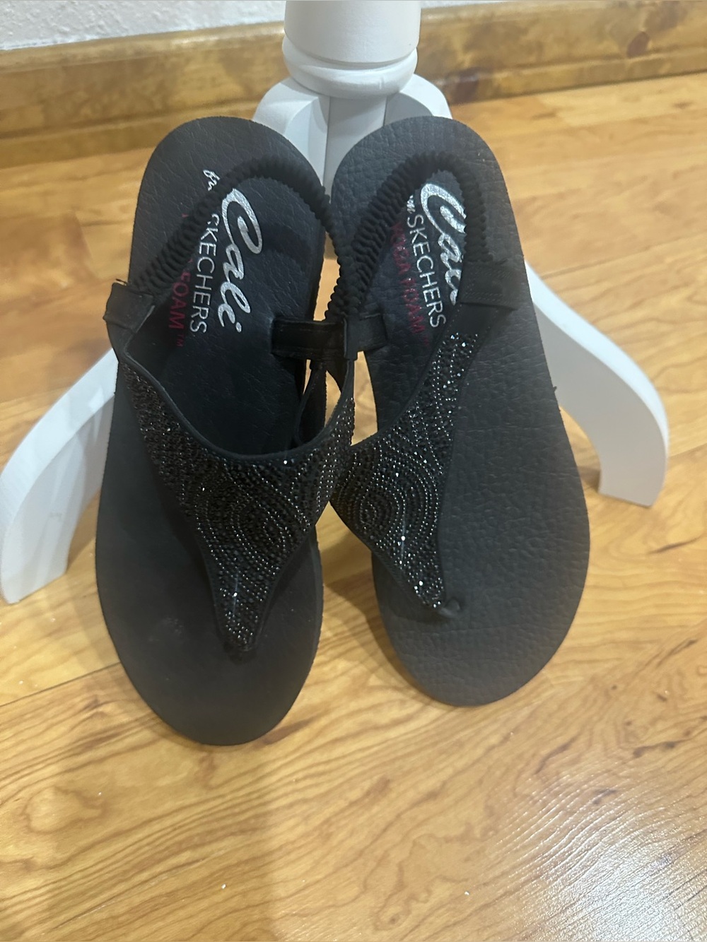 Skechers Black Rhinestone Thong Sandals